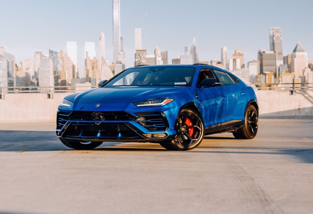 2020-Lamborghini-Urus-Blue-1024x703-1.jpg